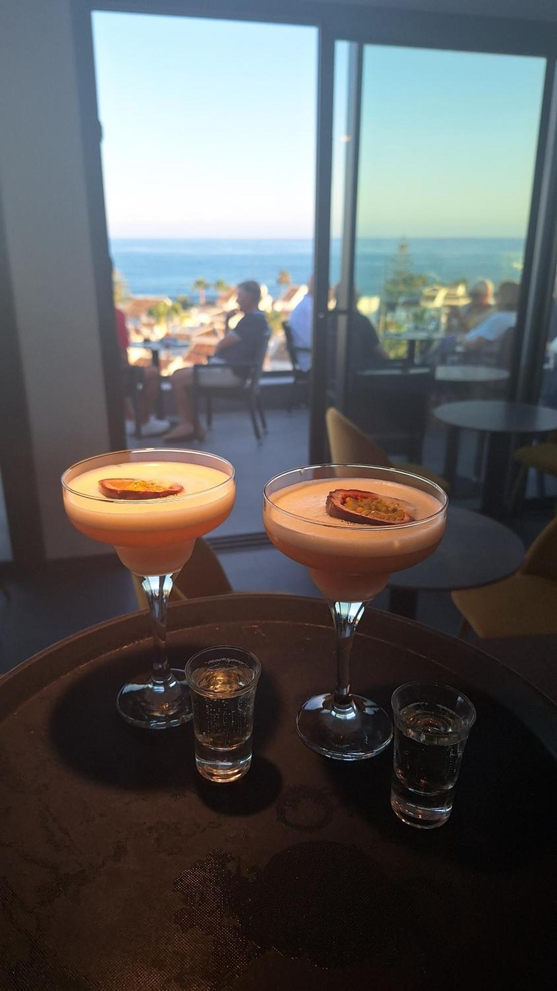 The Orange House Boutique Hotel And Upstairs Rooftop Bar Center Of La Cala De Mijas 100M From The Beach Extérieur photo