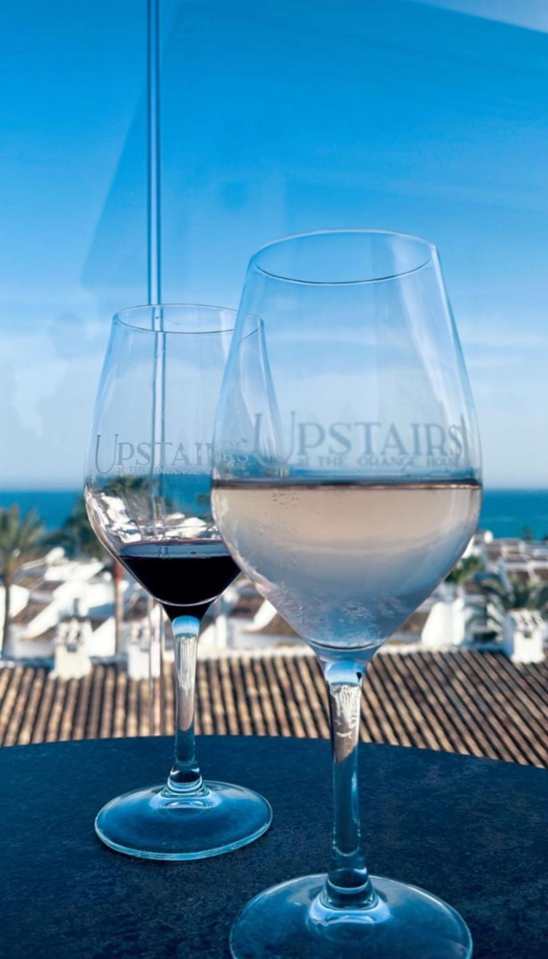 The Orange House Boutique Hotel And Upstairs Rooftop Bar Center Of La Cala De Mijas 100M From The Beach Extérieur photo