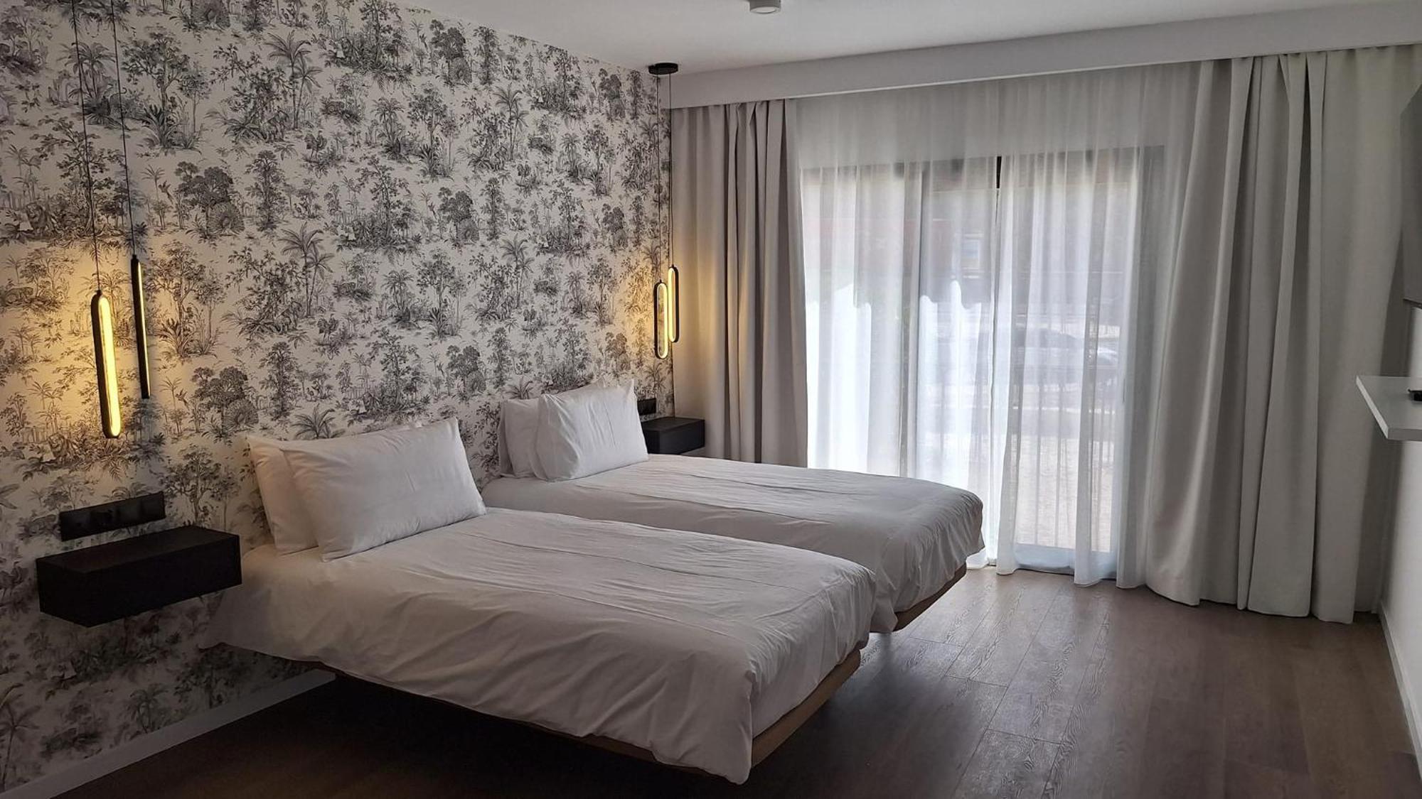 The Orange House Boutique Hotel And Upstairs Rooftop Bar Center Of La Cala De Mijas 100M From The Beach Chambre photo